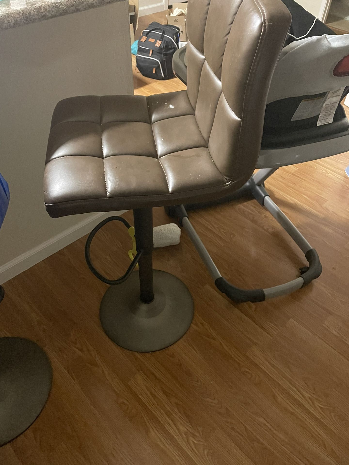 2 Bar Stools