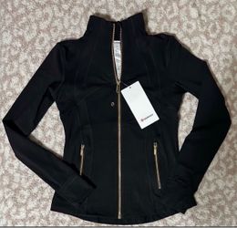 Lululemon Black with Gold Zippers Jacket $65 **READ DESCRIPTION**