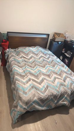Full size bed frame and mattress 100$