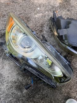 Infiniti q50 headlights