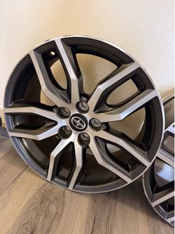 2015 Scion tC wheels 18 inch wheels. Good condition