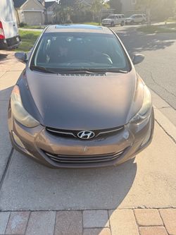 2012 Hyundai Elantra