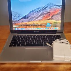 Apple MacBook Pro 13"