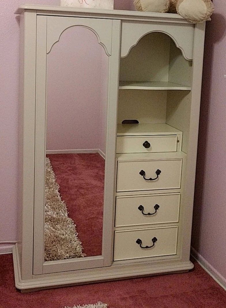 Bed And Dresser