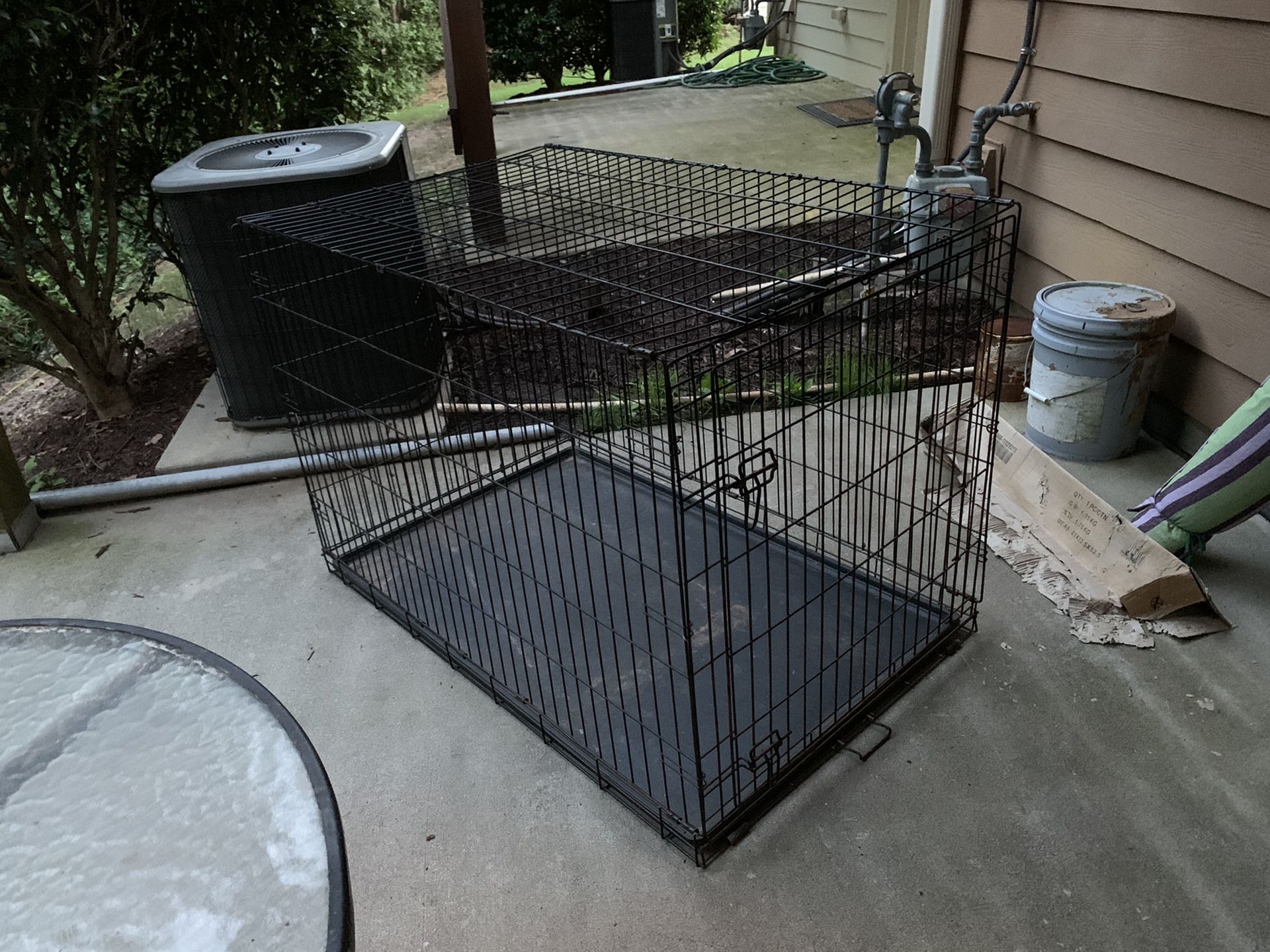 Large Dog Cage Foldable Metal Dog Crate, 48" L X 30" W X 32" H