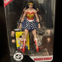 ⭐️ DC Direct Wonder Woman (with Comic) - NEW! ⭐️