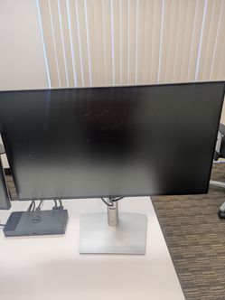 Complete Premium Dell UltraSharp Duel Monitor Workstation/WFH Setup.