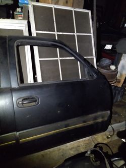 Chev Gmc  Passenger Front And Rear Doors