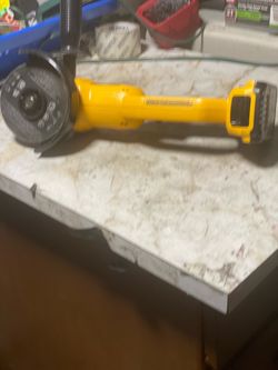 Dewalt 20v and battery 2.0 ah