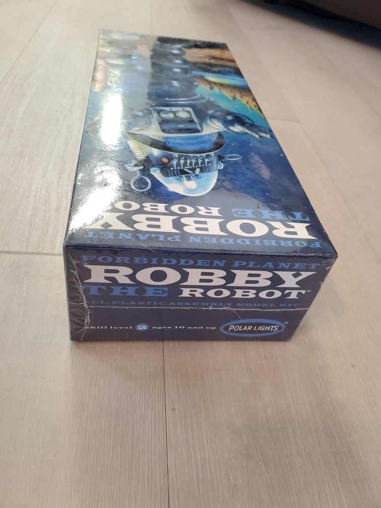 ROBBY THE ROBOT Polar Lights 1/12