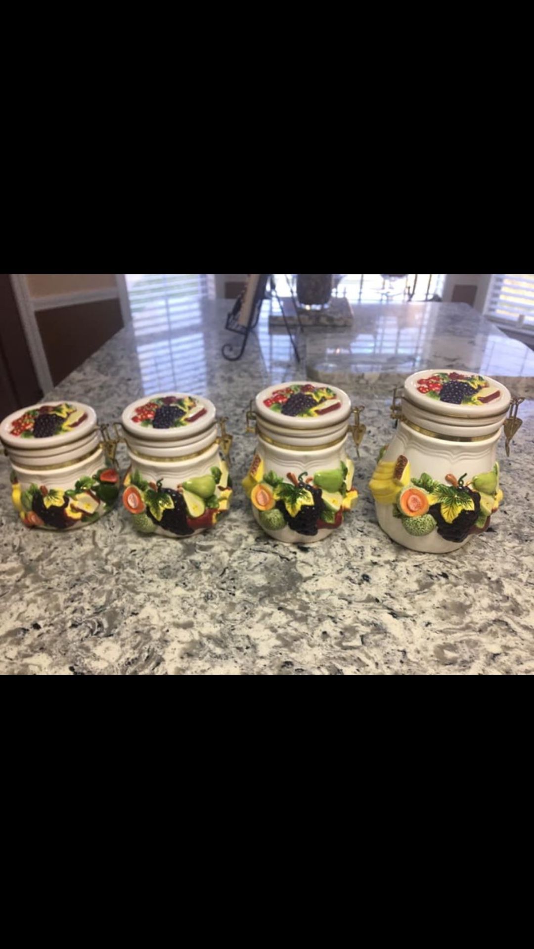 Fruit kitchen canister