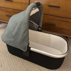 Uppababy Bassinet V2