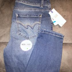 Wallflower - The Flirty Curvy High Rise Skinny Jeans