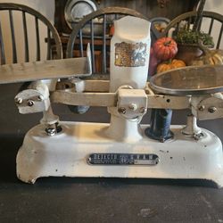 Vintage Cast Iron Scale