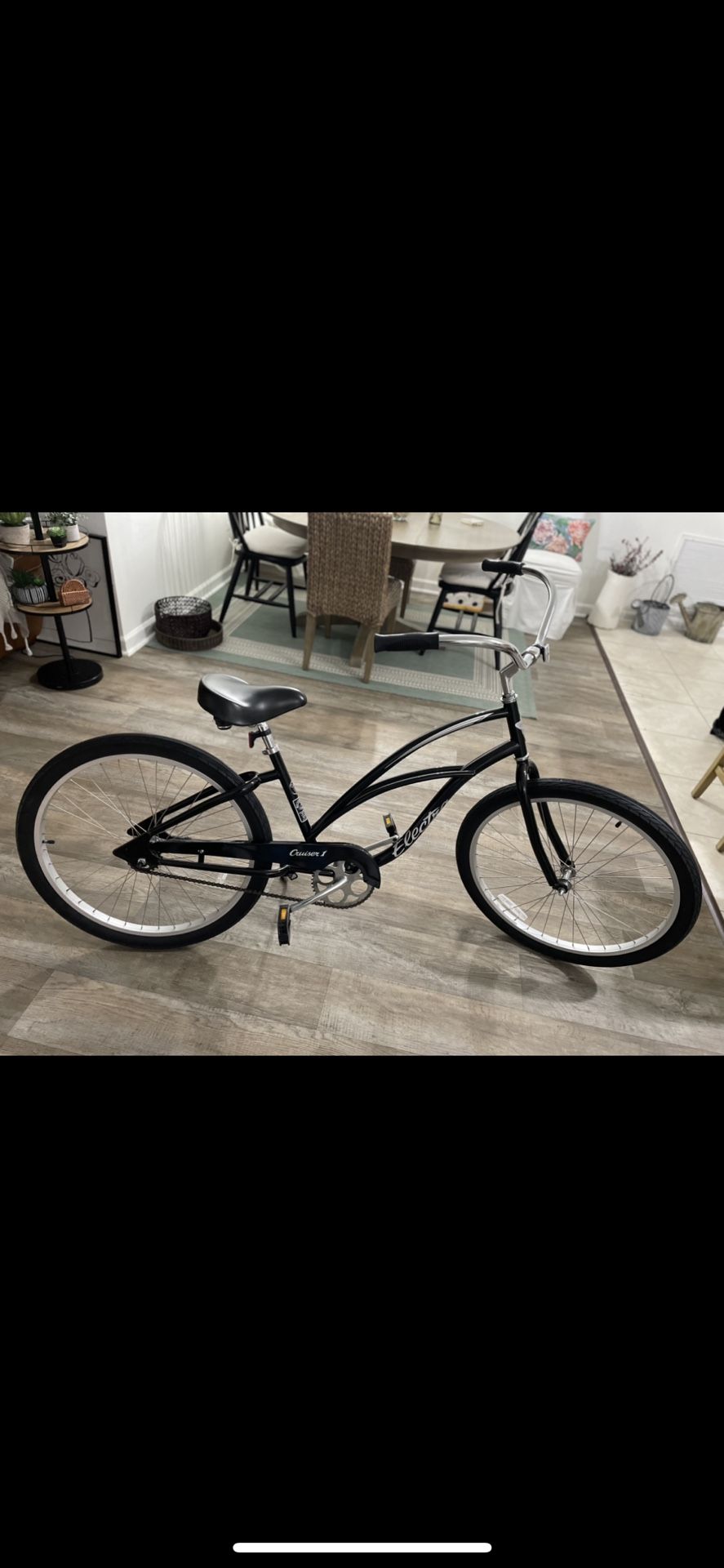Black Beach Cruiser Electra cruiser like new 26 inch unisex