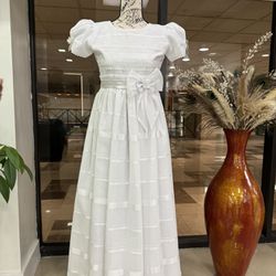 First communion dress in excellent condition