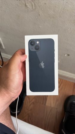 Apple iPhone 13