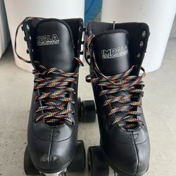 Roller skates 