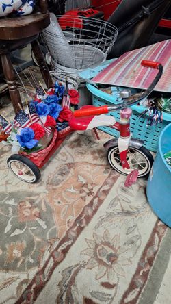 Radio Flyer vintage Kids Red Tricycle