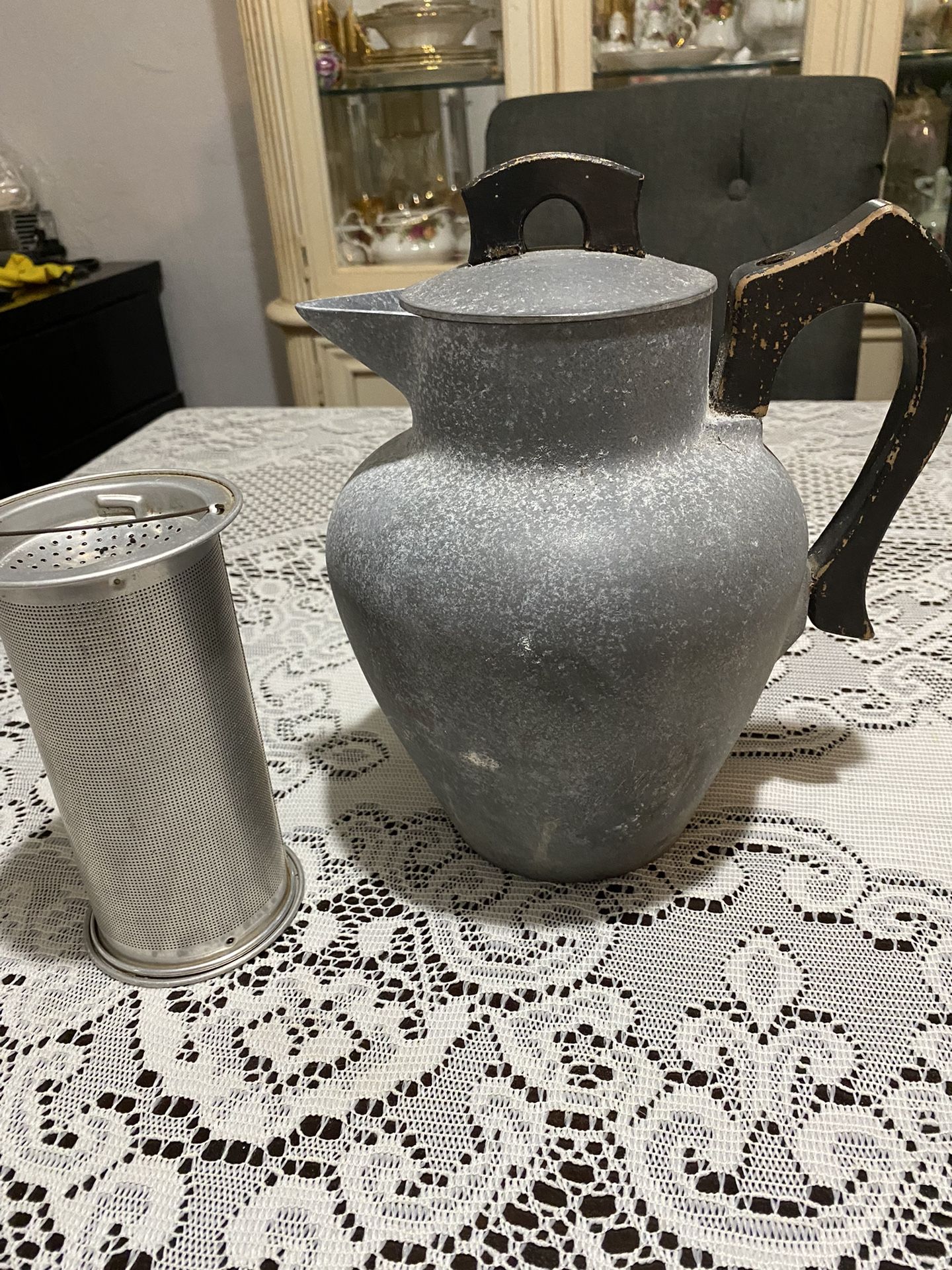 Heavy Old Coffee/ Tea Pot Cast Aluminum