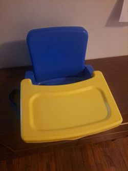 SAFETY 1st booster seat