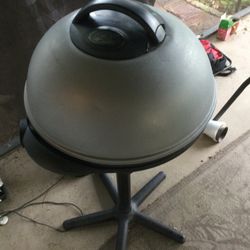   Clean Electric BBQ Grill  For Whole Family Table  Model Or Stand.