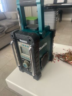 Makita 18V radio, Only radio, battery or charger not included.