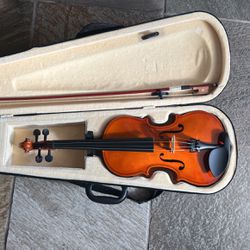 Violin With Case And Bow,4/4 Size 
