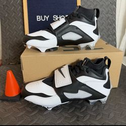 Nike Diamond Turf 93 TD Football Cleats
