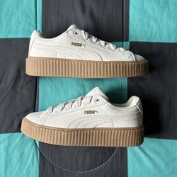 Women’s Fenty Pumas Size 6