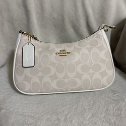 Coach Teri Shoulder Bag In Signature Canvas