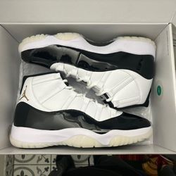 Jordan 11 Gratitude Ds  Size 11