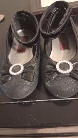 Baby girls Black Colored dress shoes size 10