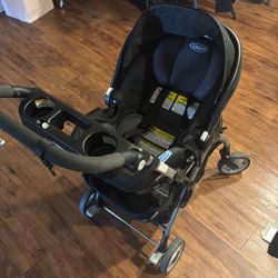 Graco Car Seat And Stroller Set WITH BASE INCLUDED
