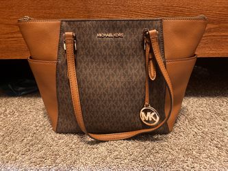 Michael Kors Signature Tote Bag