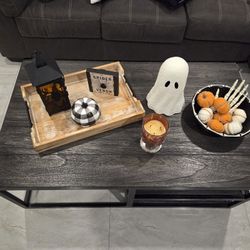 Coffee and side tables 