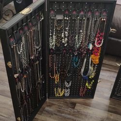 paparazzi jewelry Over $300 worth, plus custome made 3 Travel cases