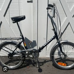 1980's Peugeot Folding Bicycle. Good Condition! 