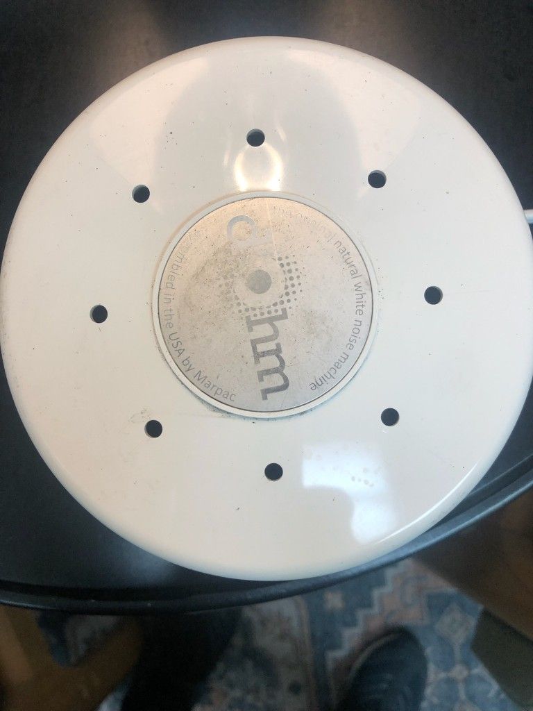 DOHM The Original Natural Deep White Noise Sleep Sound Machine
Condition is used
Marpac Dohm
By Serious Sleep Specialist
DOHM DSN Official Sound Cond