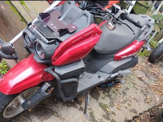 150cc scooter
