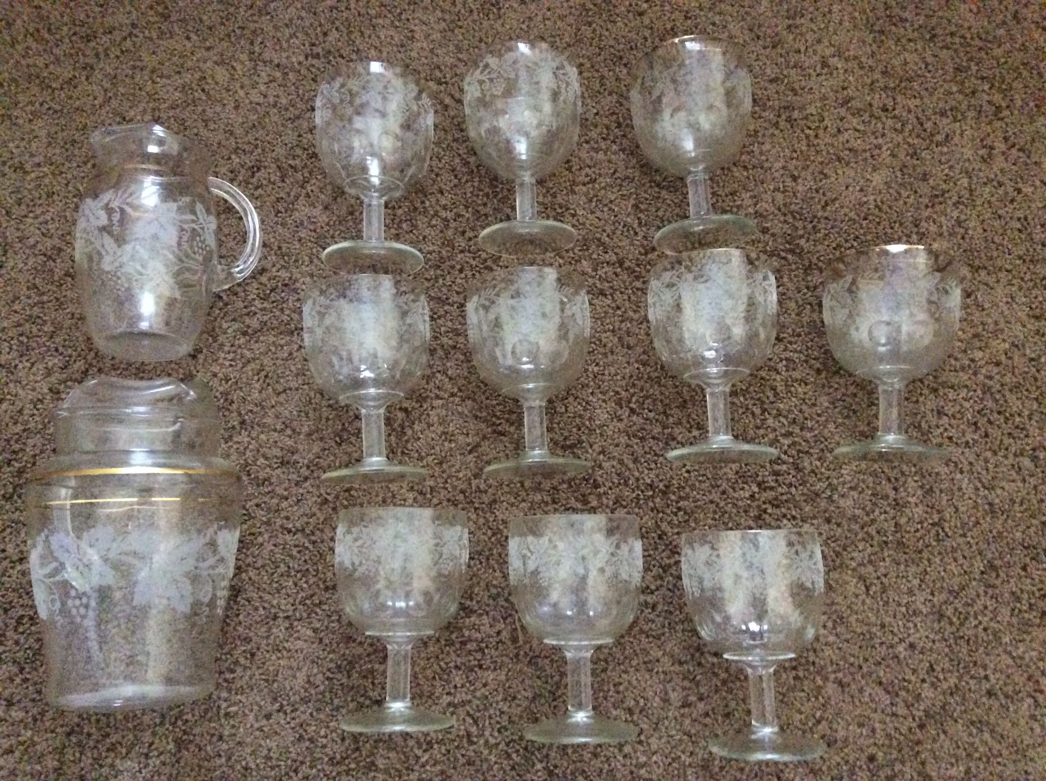 Vintage Etched Glass 2 Glass Pitcher Set With 10 Goblets