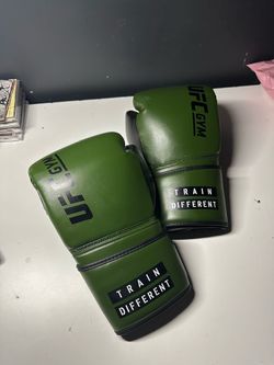 Stricker UFC Boxing gloves