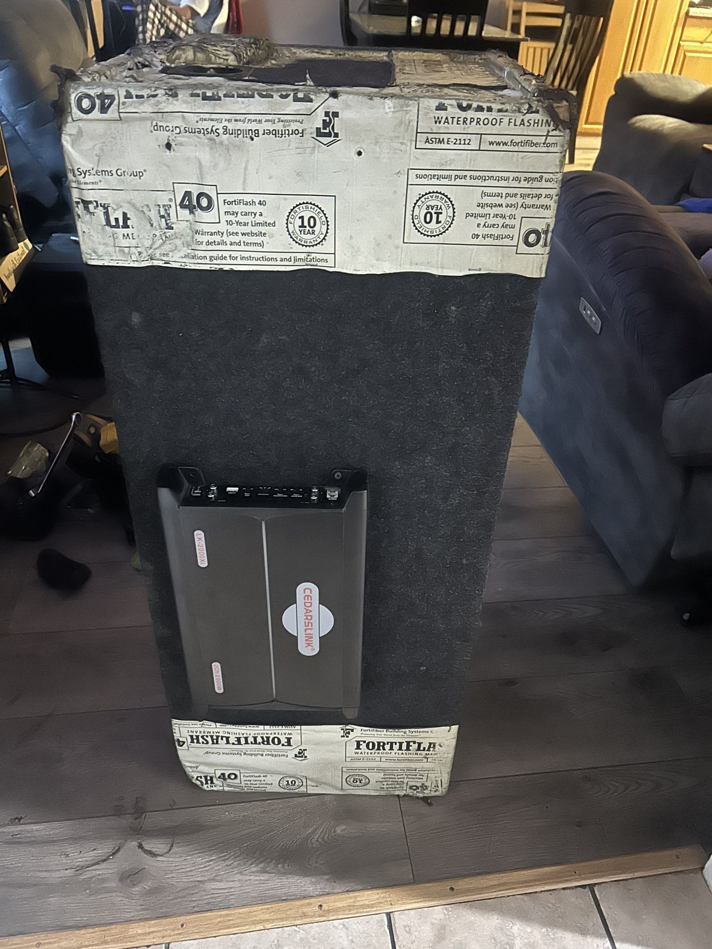 2-15inch Kickers In A Box