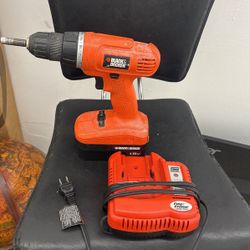 Drill Black & Decker 18V Plus Battery And Charger