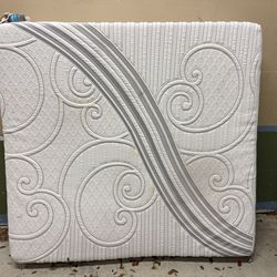 2 king beds 4 twin box springs