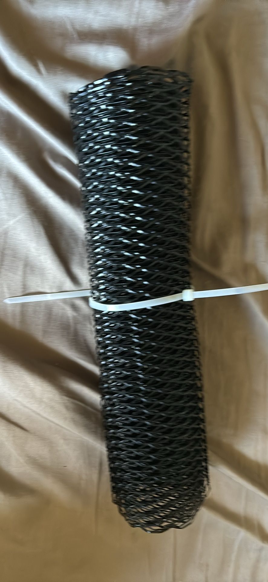 Roll Of Large X Type Mesh For Car Grills Ect