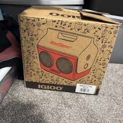 Kooltunes IGLOO Cooler! Brand New Never Used 