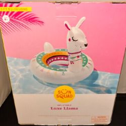 Sun Squad Inflatable Luxe Llama