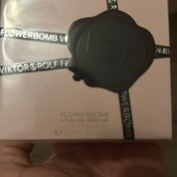 Flower bomb Perfume