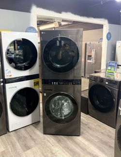 LG - 4.5 Cu Ft Smart Front Load Washer & 7.4 Cu Ft 220 Volt Electric Dryer Laundry Tower In Black Steel 😊🖤
